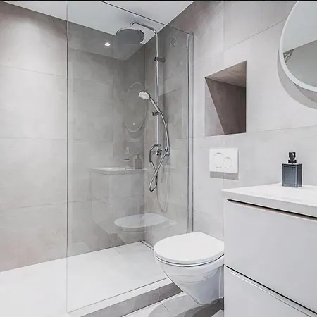 2 Pcs Plein Coeur Ville, Palace Festivals, Port Plages 公寓